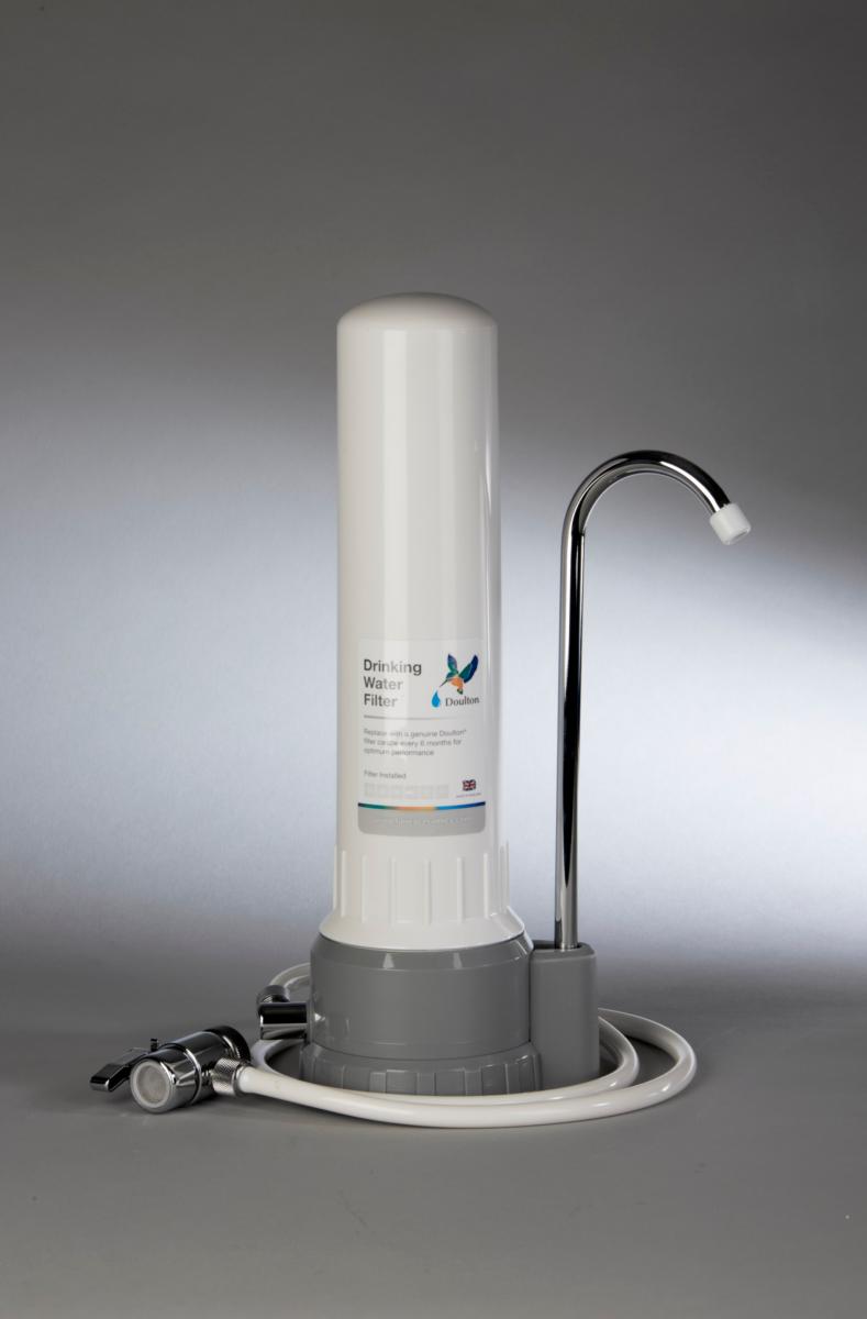 Filtre eau pure Doulton HCP sur évier Filtre eau